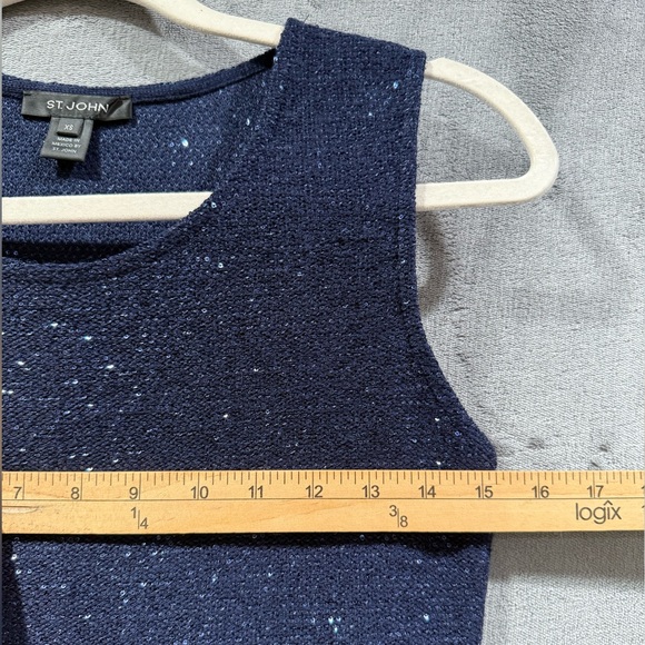 St. John Navy Blue Mini Sequin Knit Wool Blend Sleeveless Blouse Women's XS - Picture 3 of 6